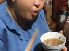 挥金如土，乐在其中：揭秘烧钱爱好者的无悔消费之旅