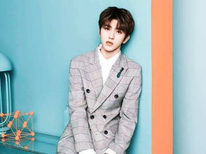 蔡徐坤现身贵州山区做公益